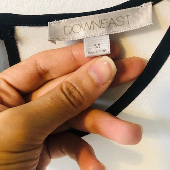 Elegant DownEast Sheer Lace Long Sleeve Blouse (Black/White) Size M - Ti… - Picture 5 of 8